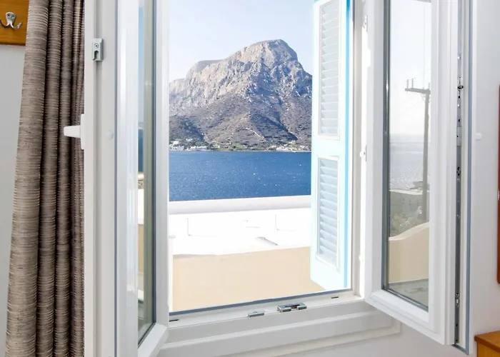 Alkyon Hotel apartamentowy Myrties